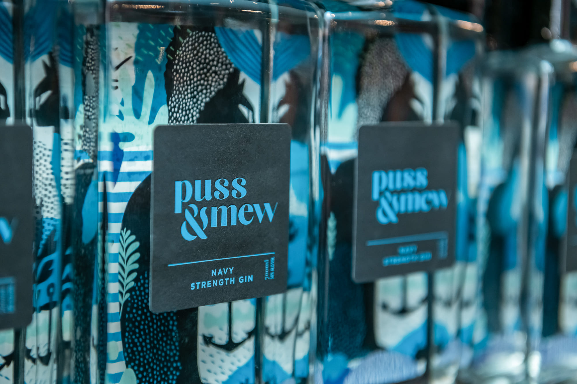 puss and mew premium packaging